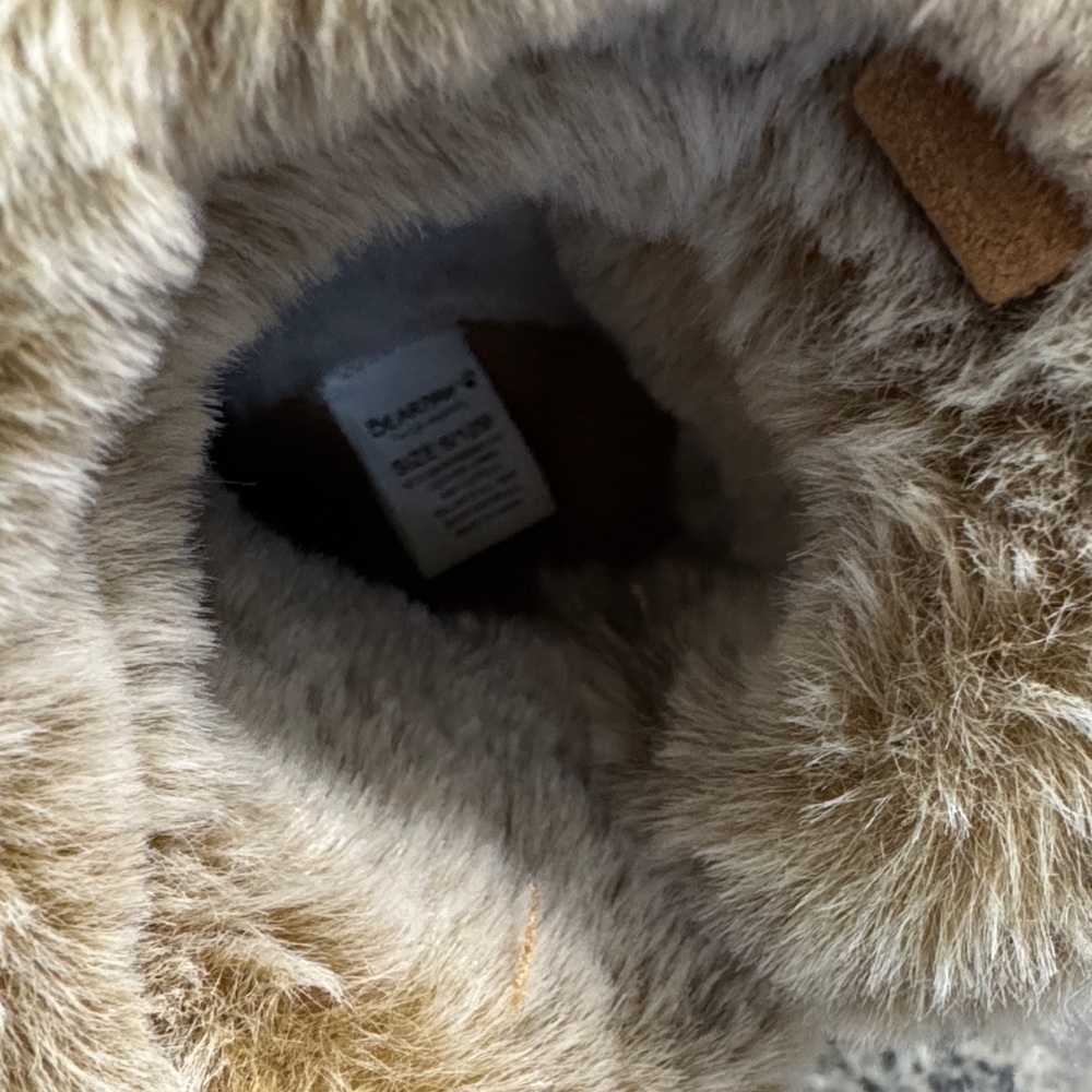 BearPaw Tan Baby Boots with Faux Fur - Picture 11 of 13
